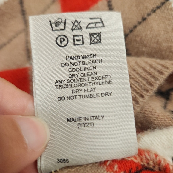 Burberry Vintage 100% Wool Argyle Pullover Sweater In Tan, Red and White Size L - Picture 8 of 10